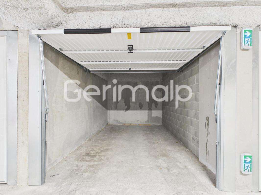 Appartement à SEYNOD