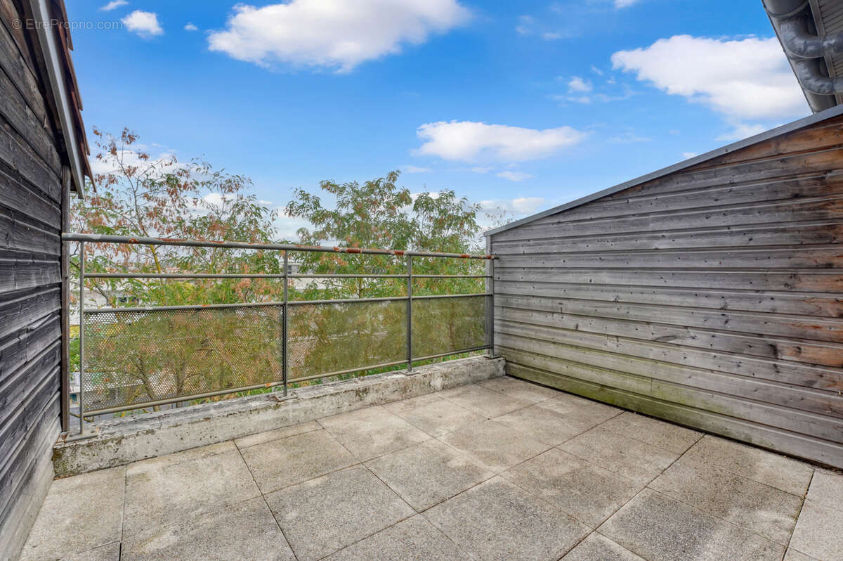 En exclusivité ! Appartement T4 duplex de 86 m2 au dernier étage   Secteur Trois Cocus - photo 9