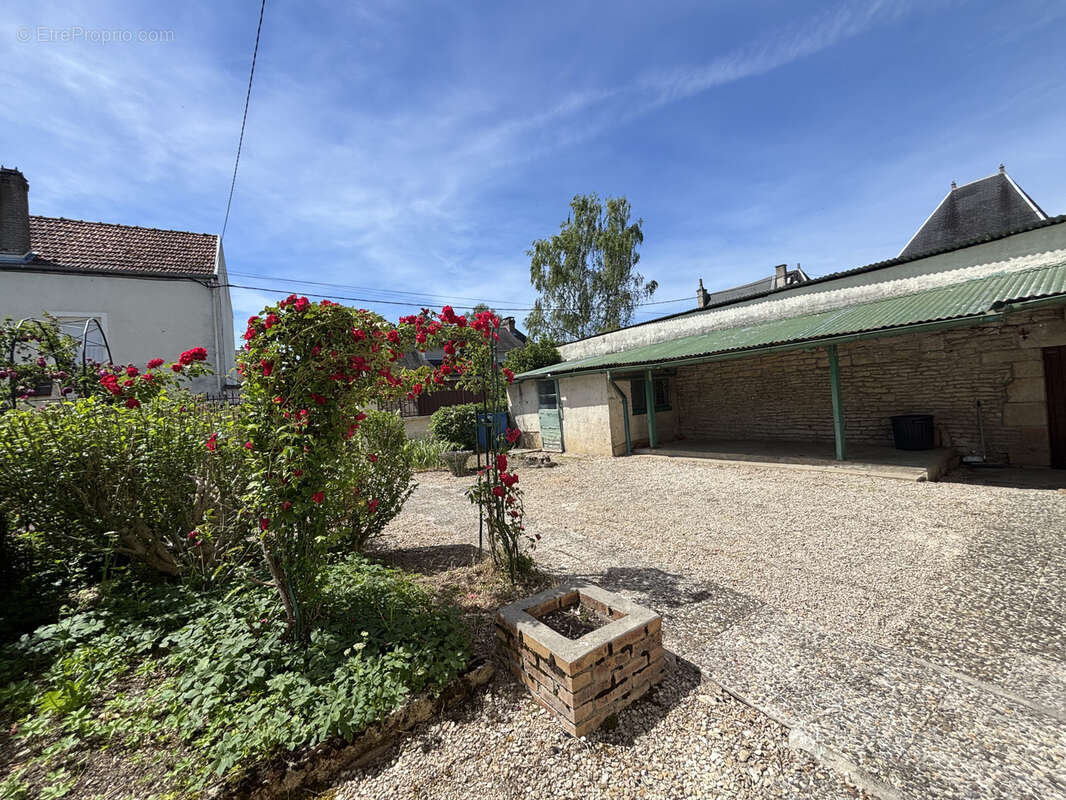 Maison à CHATILLON-SUR-SEINE