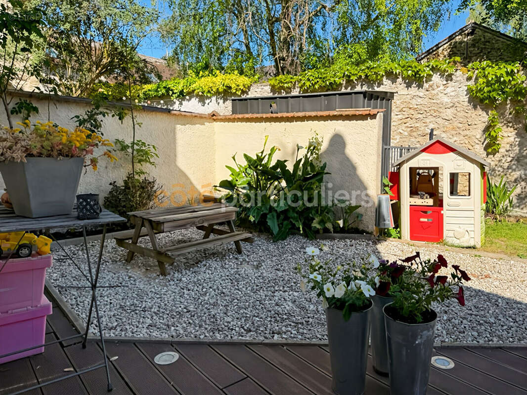 Maison à GRISY-SUISNES