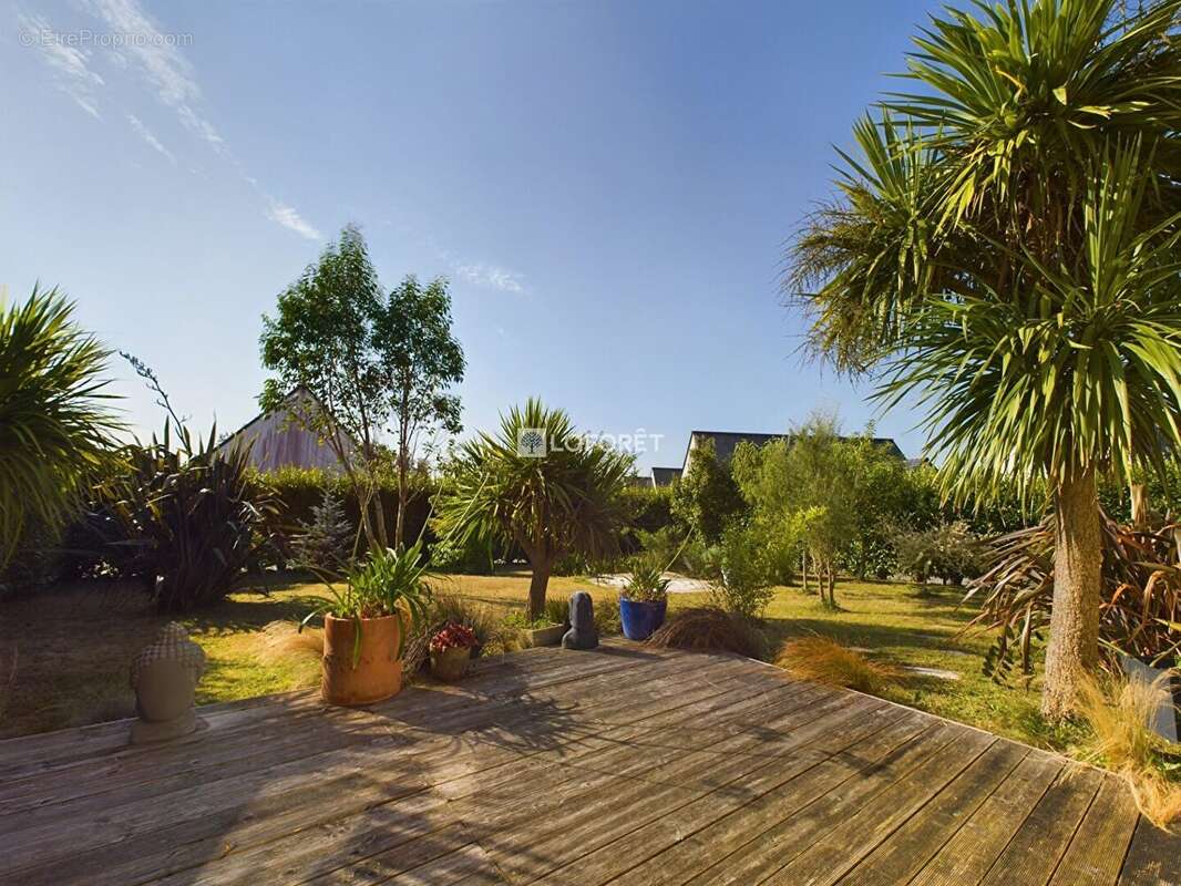 Maison à POULLAN-SUR-MER