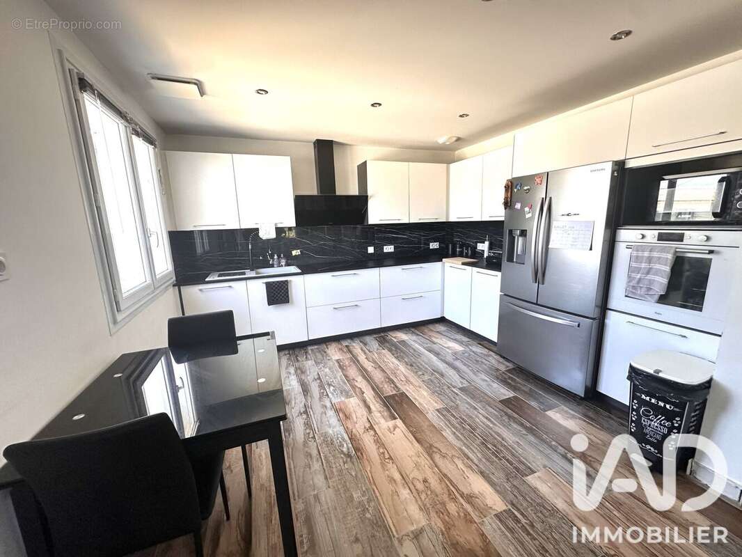 Maison 147 m² à Rodilhan  - photo 5