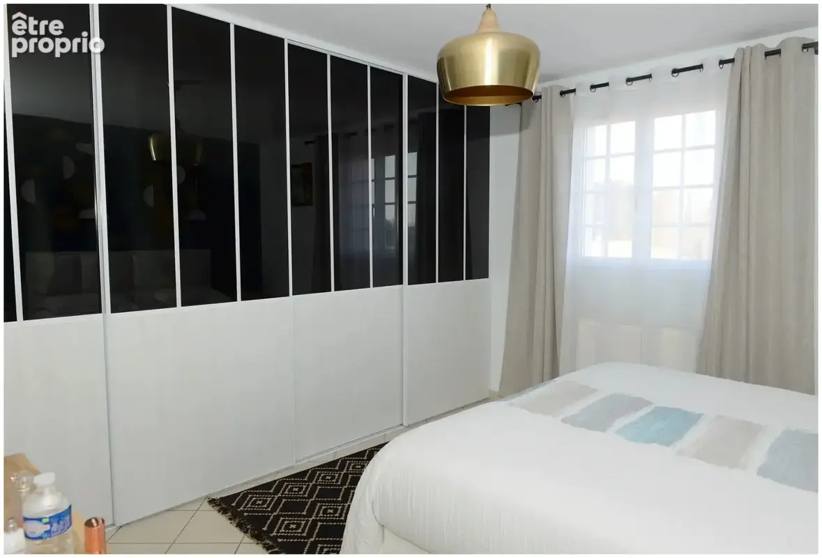 MONTELIMAR - 26200 (Drôme) France Villa contemporaine T5 190m² – Terrain clos 900 m² Garage 50 m² - Terrasse 90 m² - Piscine 32  - photo 11