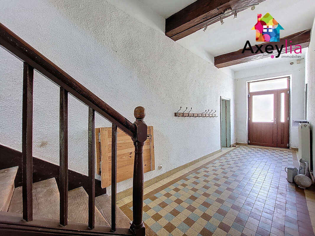 Maison à LA PACAUDIERE