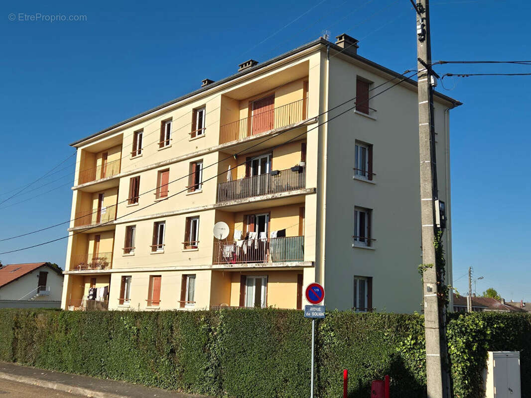 Appartement à PARAY-LE-MONIAL