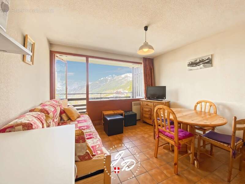 Appartement à SAINT-FRANCOIS-LONGCHAMP