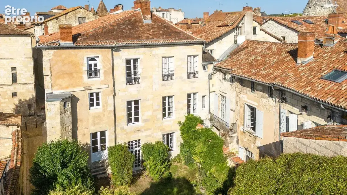 Hôtel de Nervaux — demeure Renaissance au cœur du Puy Saint-Front - photo 27