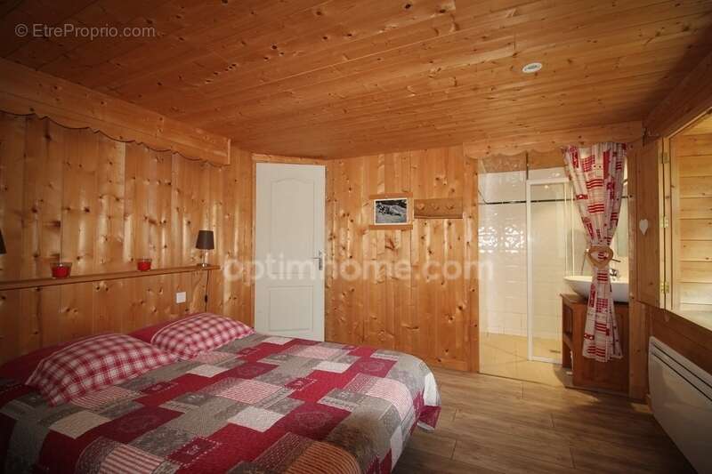 Maison à CAMPAN