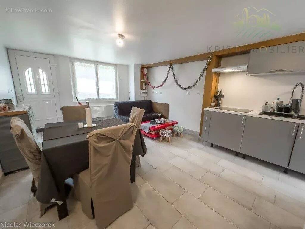 Maison à LIZY-SUR-OURCQ