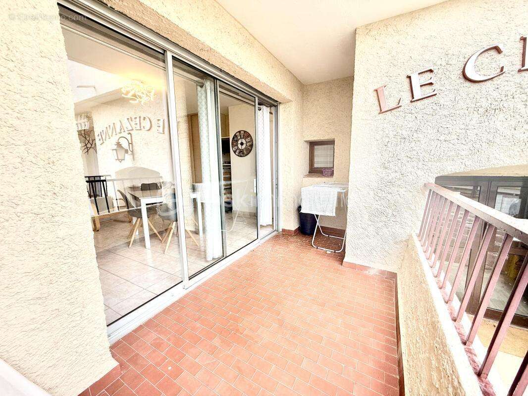 Appartement à GREOUX-LES-BAINS