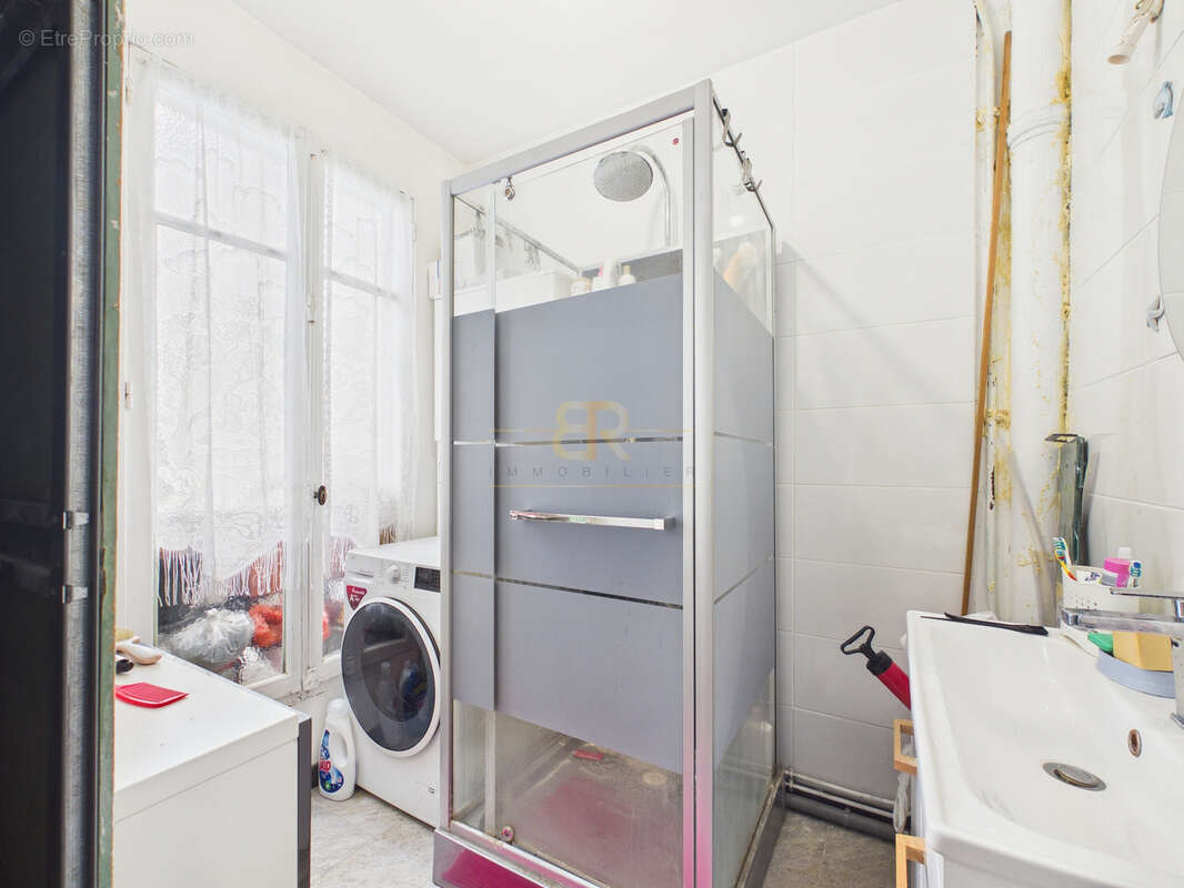 Appartement à PARIS-20E