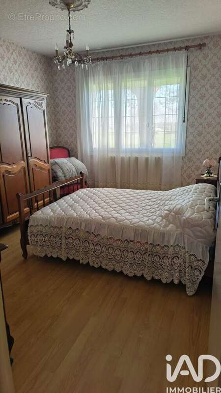 Maison 104 m² à Montceaux-Les-Vaudes  - photo 8