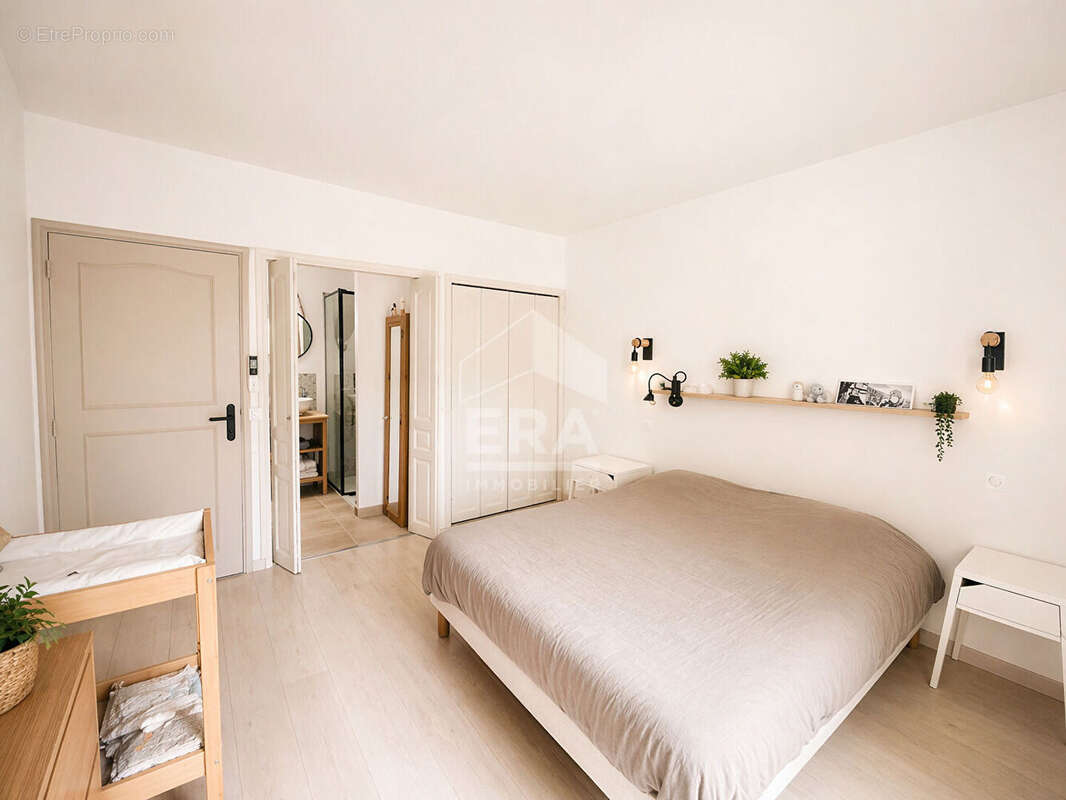 Appartement à LE CANNET