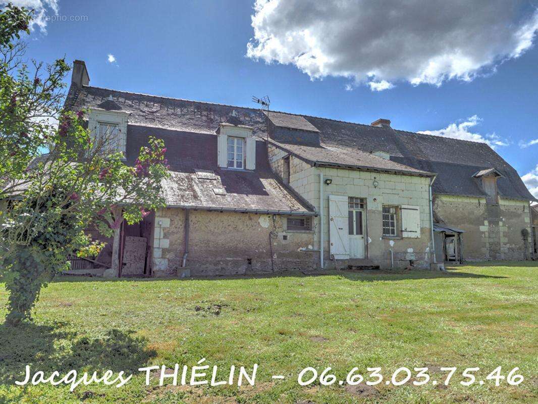 Maison à LONGUE-JUMELLES