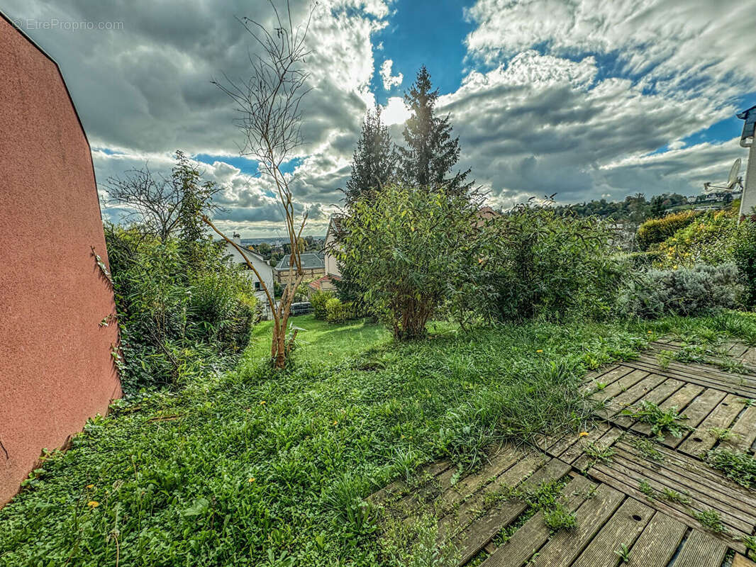 Maison à MONT-SAINT-AIGNAN