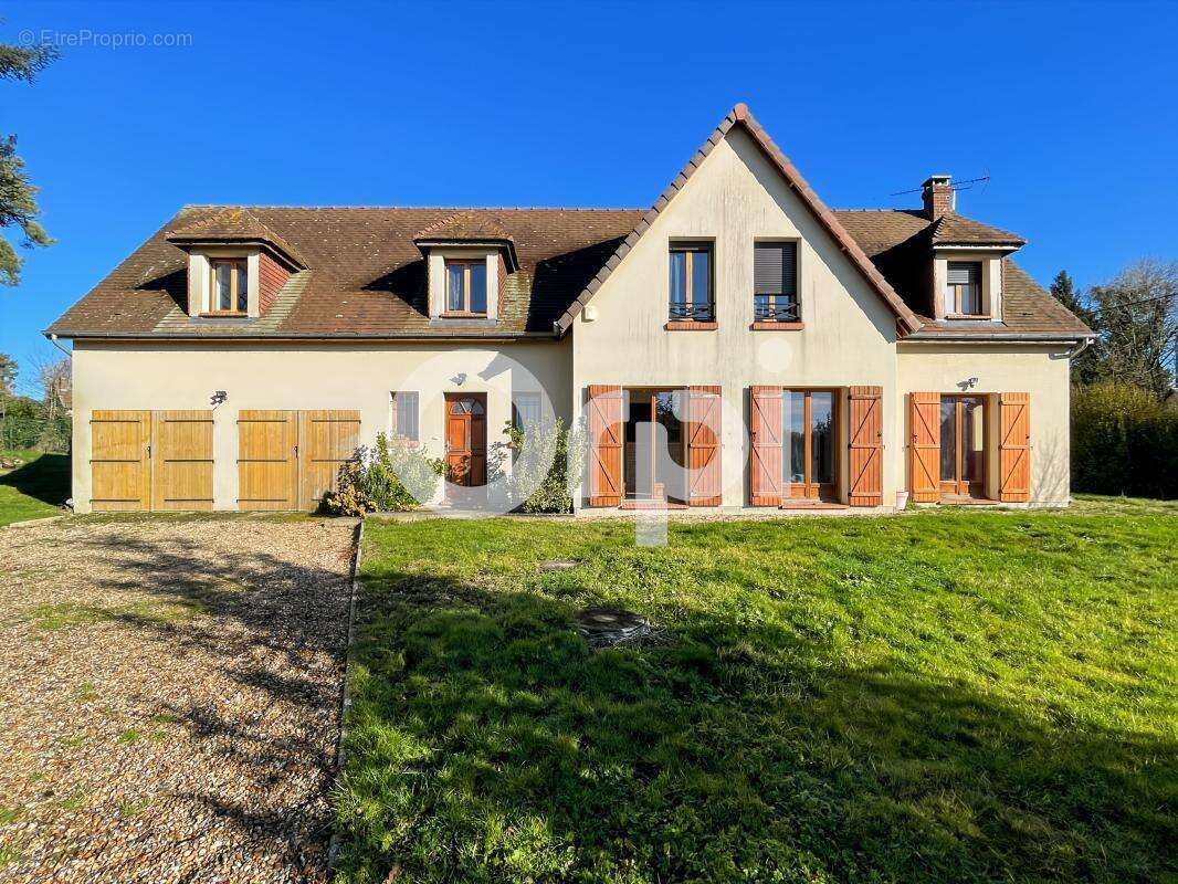 Maison à PACY-SUR-EURE