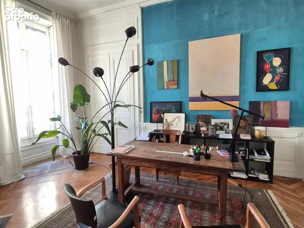 Place Bellecour, appartement d'exception AU CALME - photo 8