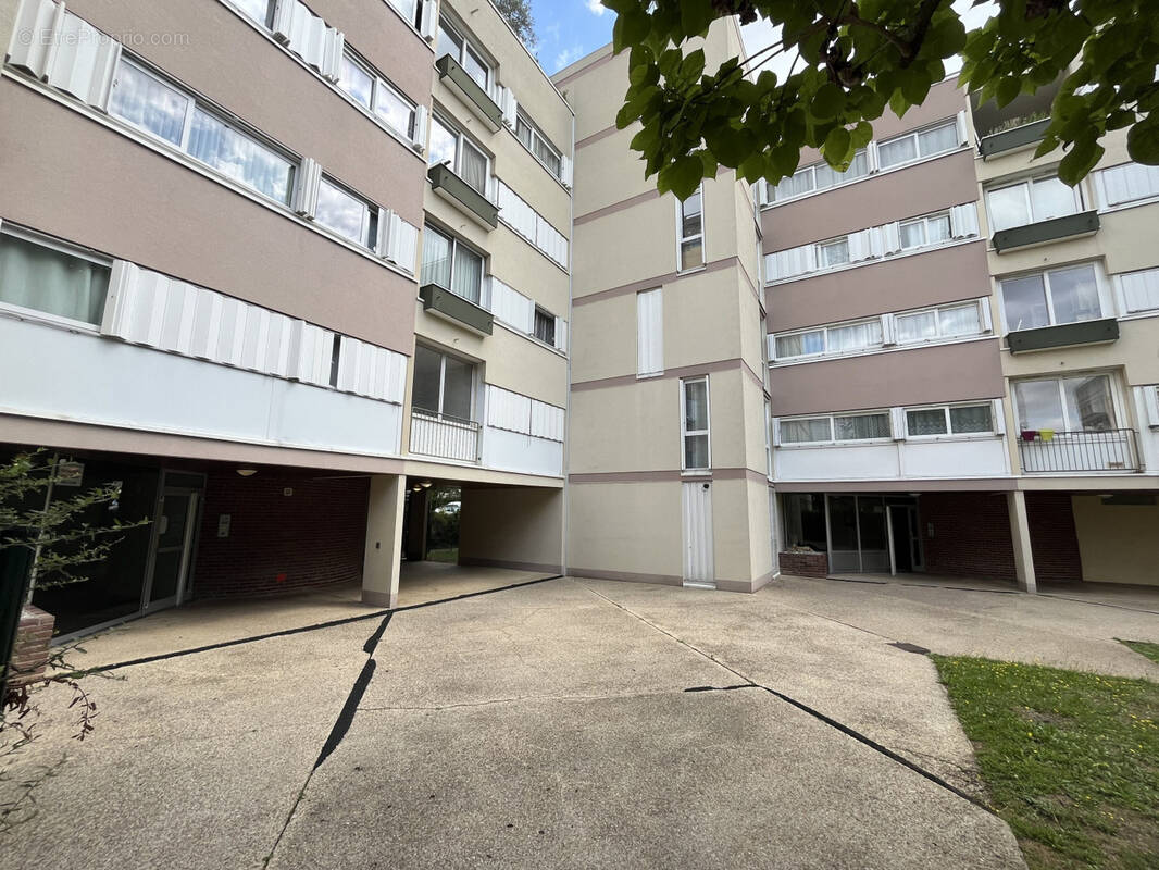 Appartement à RIS-ORANGIS