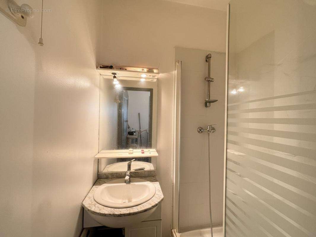 Appartement à BOURG-SAINT-ANDEOL