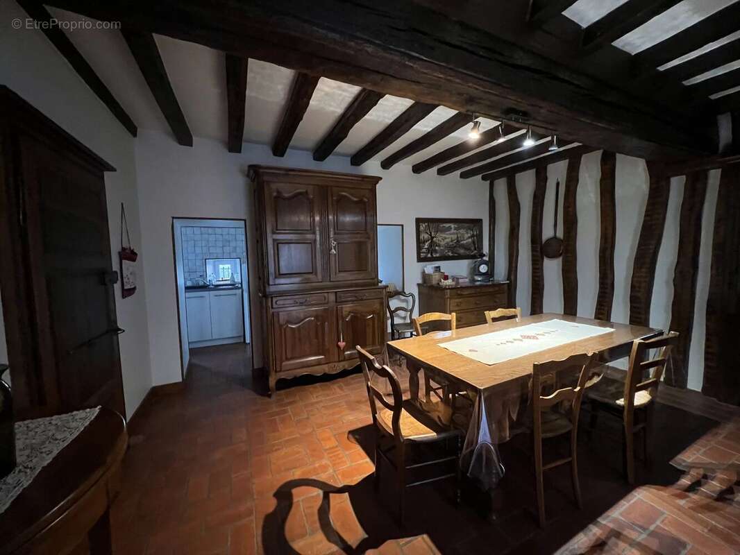 Maison à PRECY-SOUS-THIL