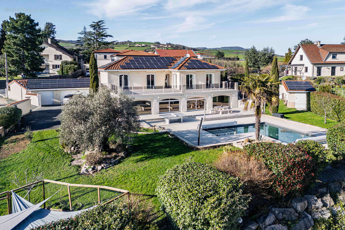 Maison à SAINT-MARTIN-LA-PLAINE