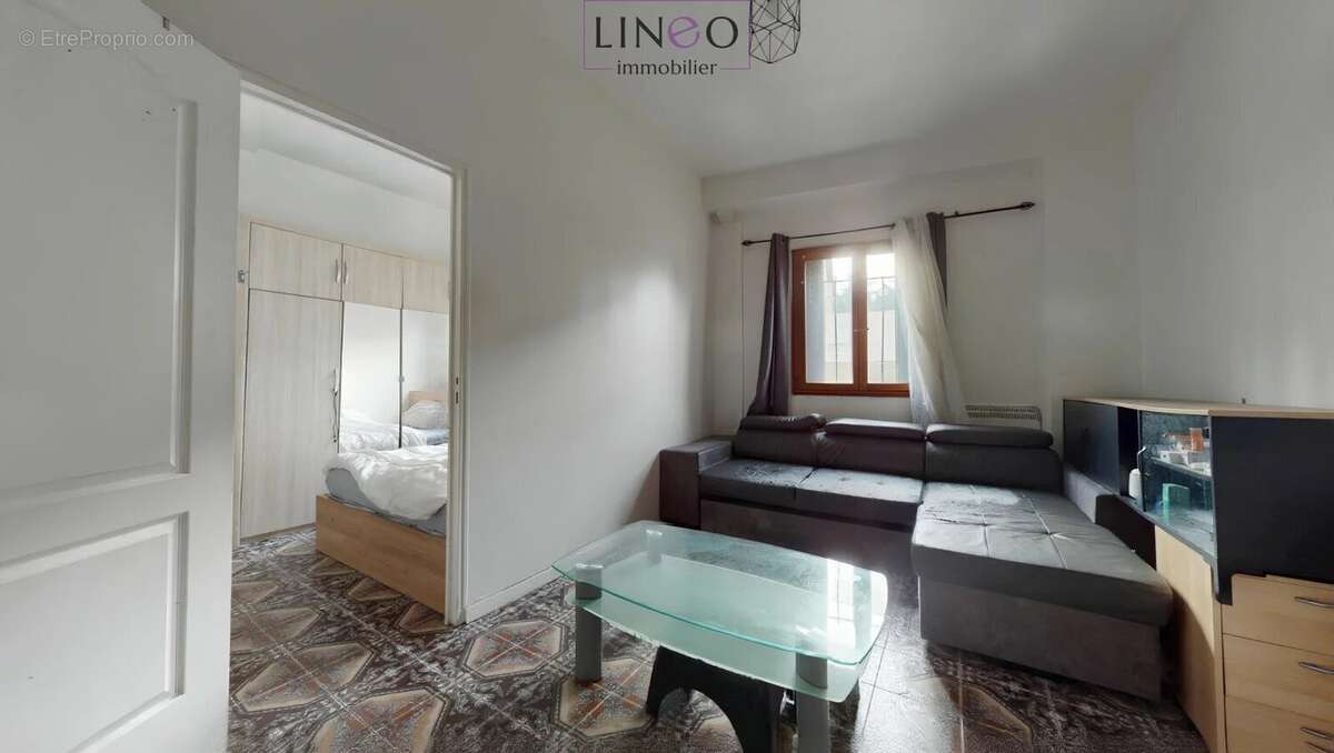 Appartement à VILLENEUVE-SAINT-GEORGES