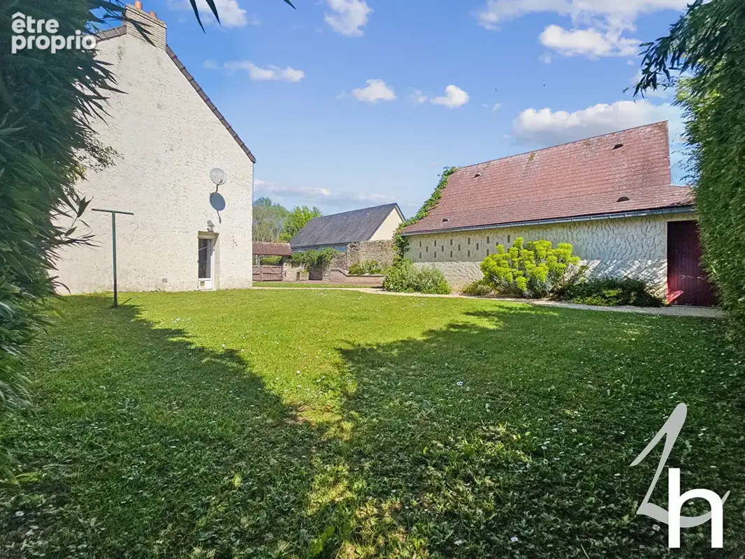 Maison ancienne - 5 chambres - grand garage -  annexes - terrain - photo 14
