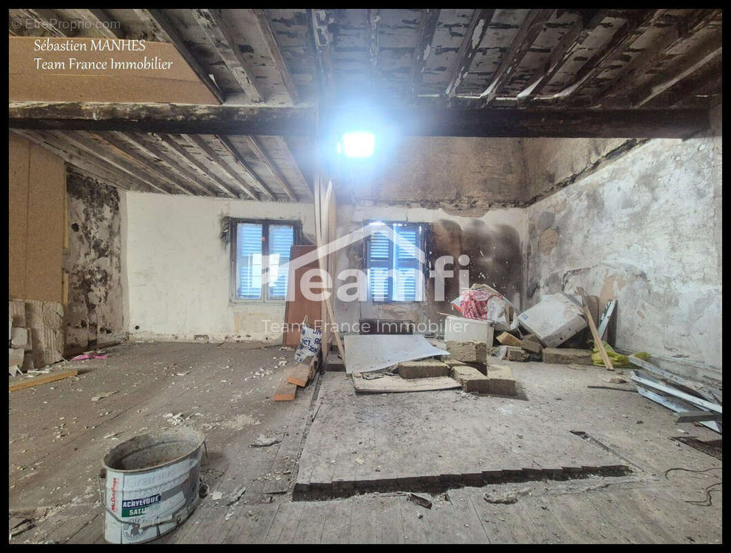 Appartement à THIERS