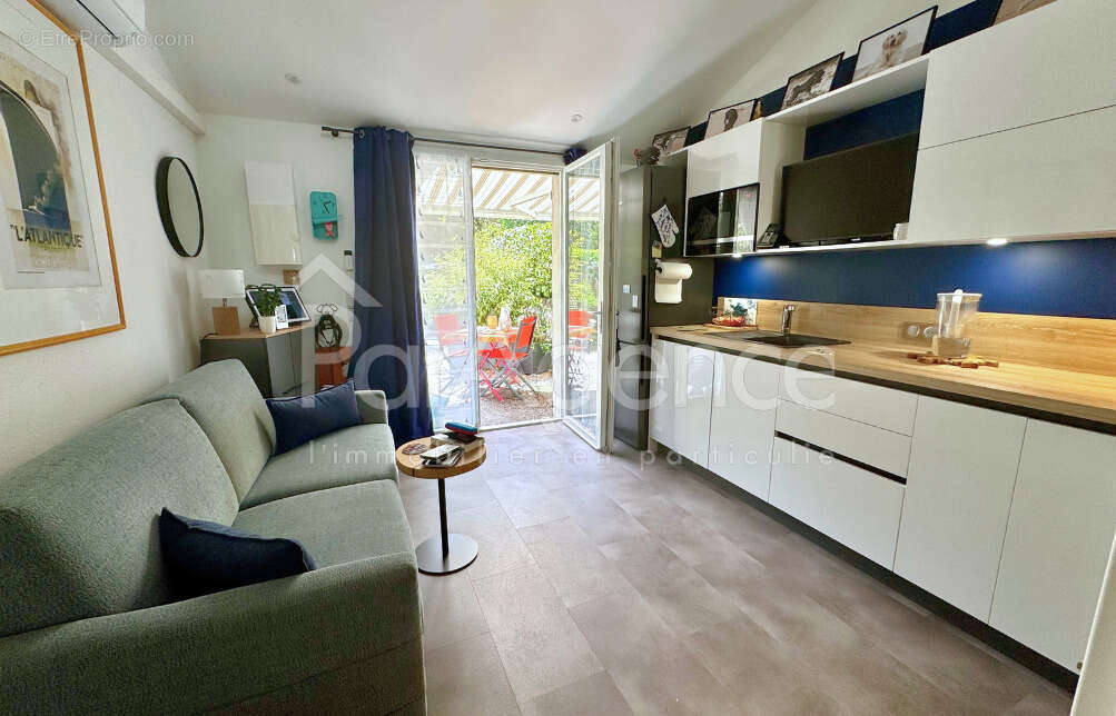 Ravissant appartement rénové avec jardin - photo 3