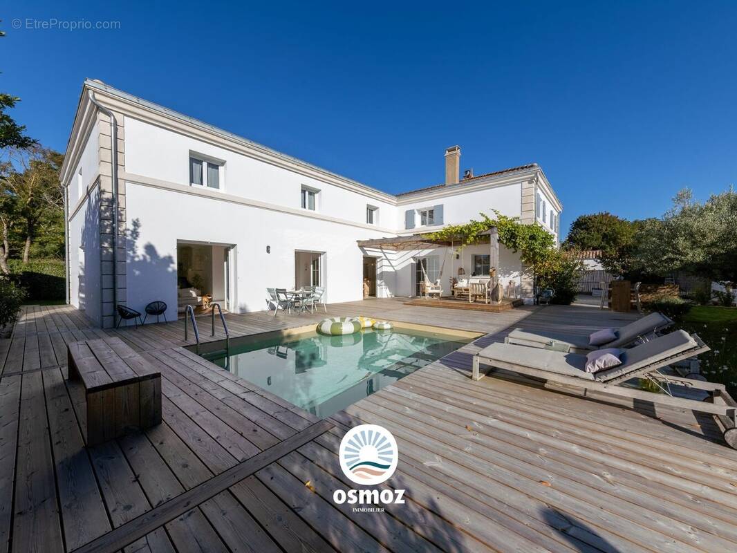 Maison à L&#039;HOUMEAU