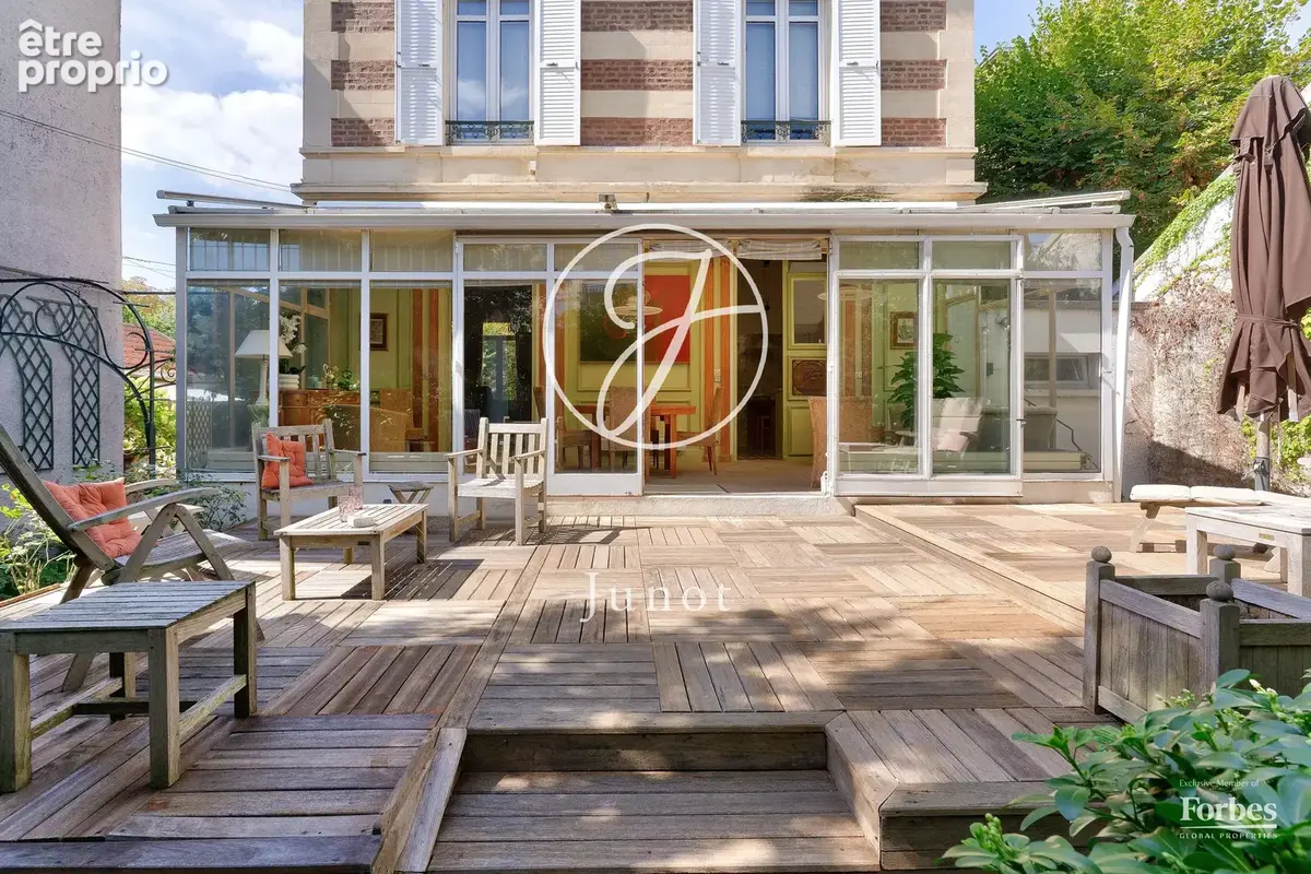 Chatou – CENTRE-VILLE MAIRIE - Maison - 5 chambres - 213 m² - Terrain 718 m² - photo 5
