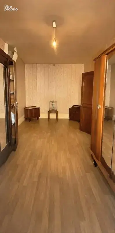 Maison 116 m² – F5 + F2 – Terrain 836 m² – Garage et dépendances - photo 9
