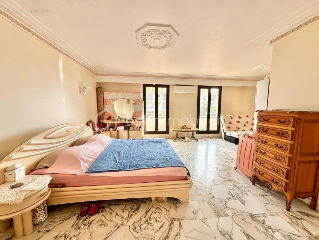 Appartement à CAGNES-SUR-MER