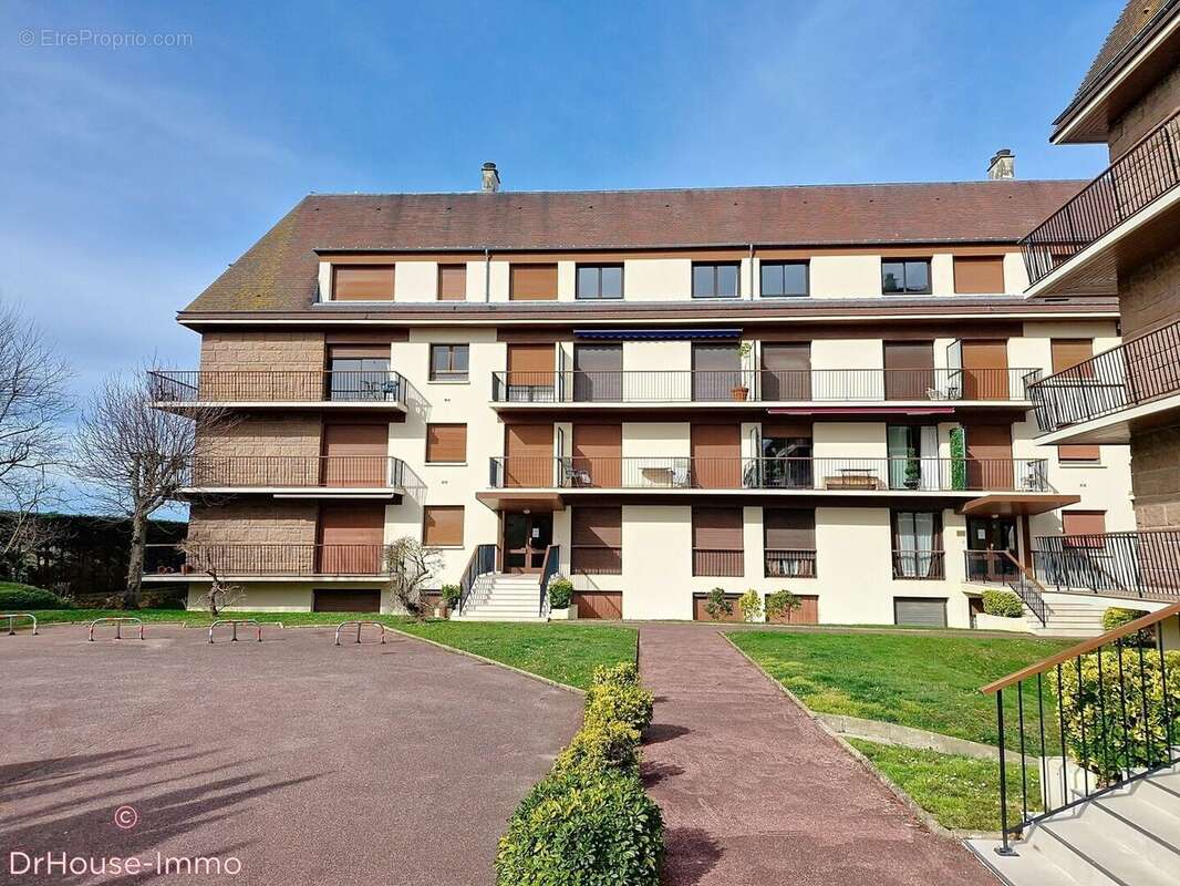 Appartement à DEAUVILLE