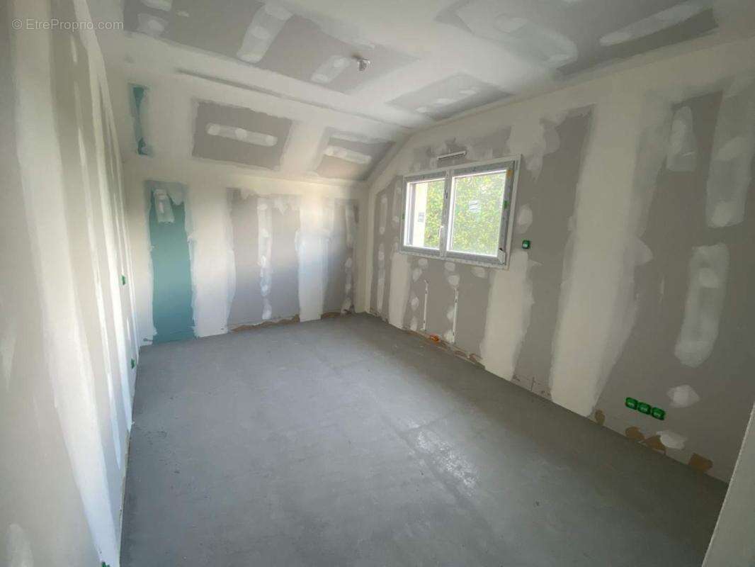 Maison à LECOUSSE
