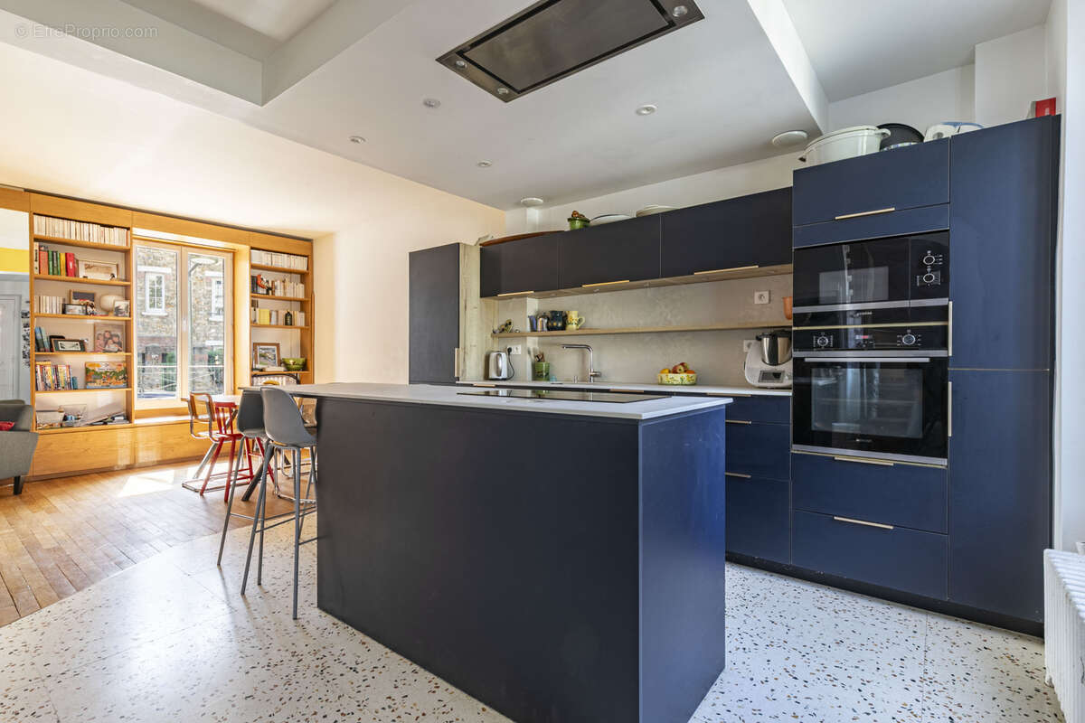 Maison - Saint-Germain-en-Laye - 140 m2 - 6 pièces - photo 4