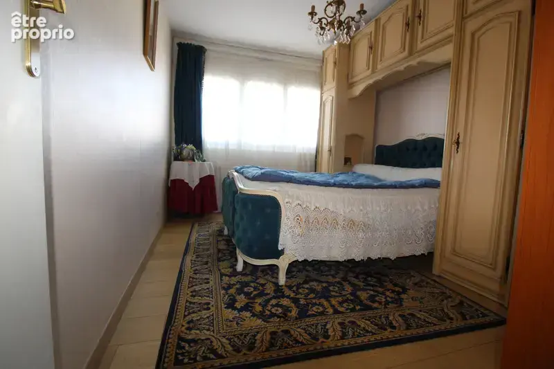 Appartement avec ASCENCEUR à vendre avec 3 CHAMBRES et 5 pièces LA ROCHE SUR YON (85) - photo 18
