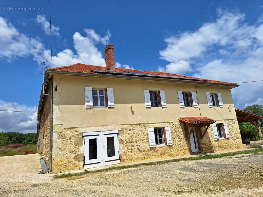 Maison à RIGUEPEU
