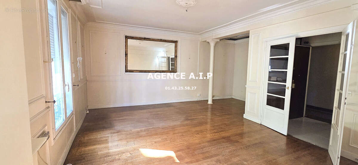 Appartement à PARIS-10E