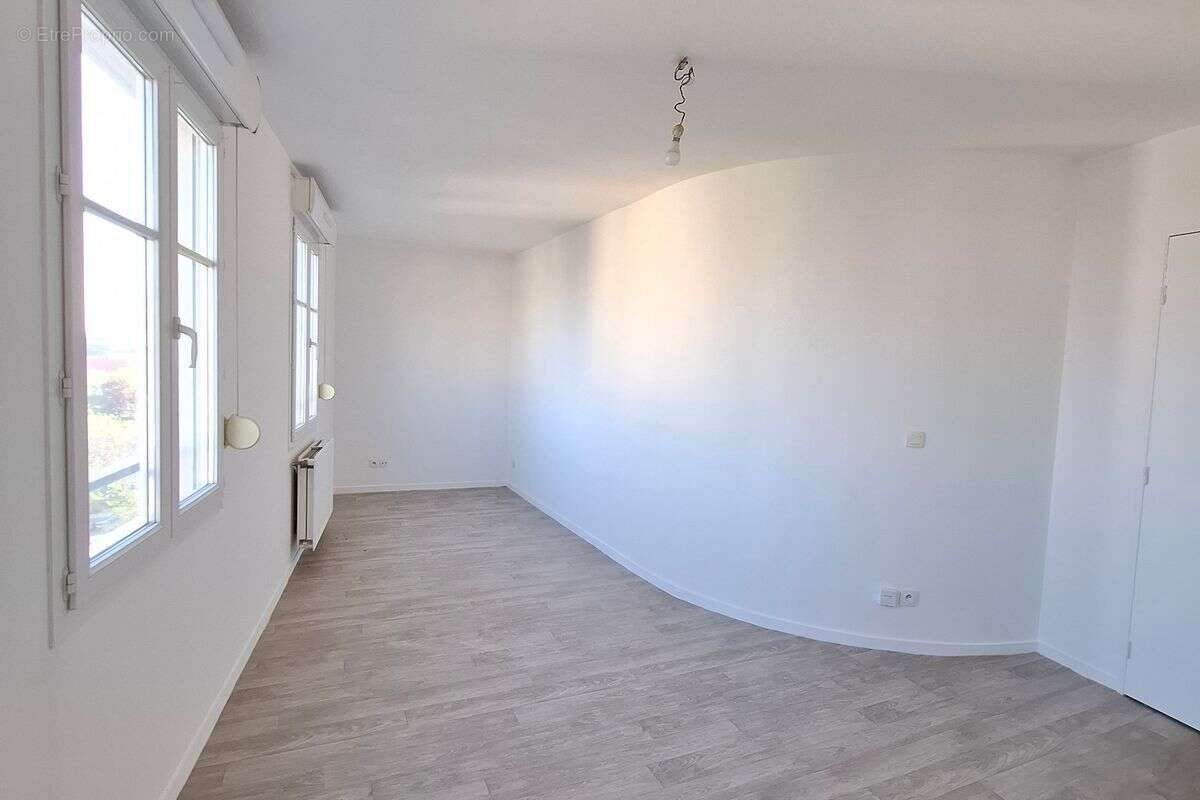 T2 de 43,95 m² à Lyon 69008, Jean XXIII à partir de 119 900 € - photo 5