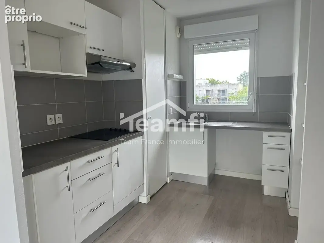 Appartement 68 m² à Begles  - photo 5