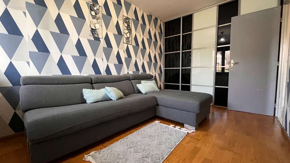 Maison 100 m² à Cranves-Sales  - photo 105