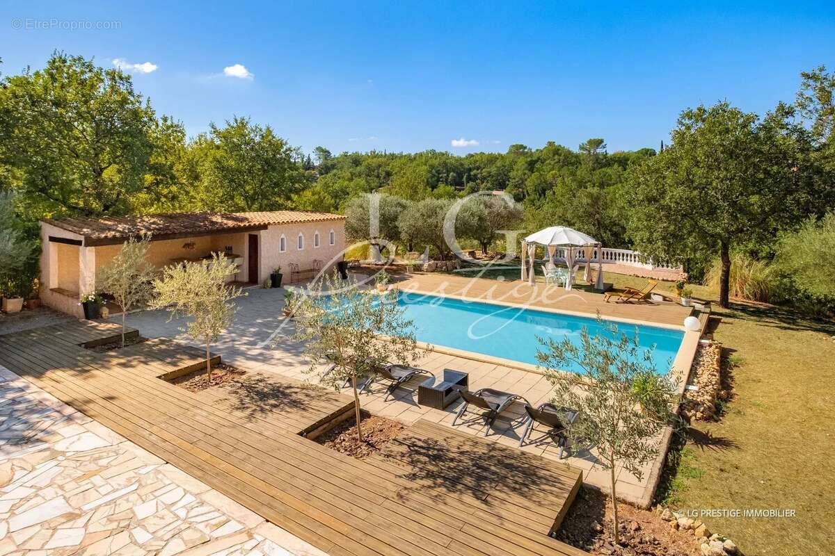Villa avec Double Entrée – Idéale pour Deux Familles ou Investisseurs - photo 3
