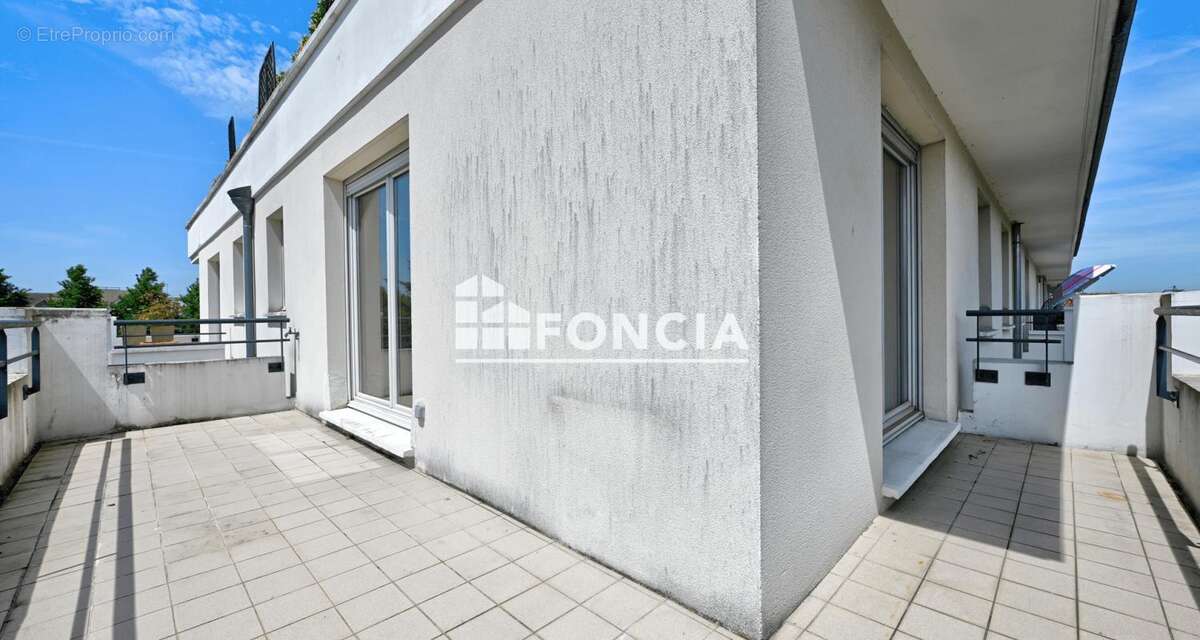 Appartement à SAINT-OUEN-L'AUMONE