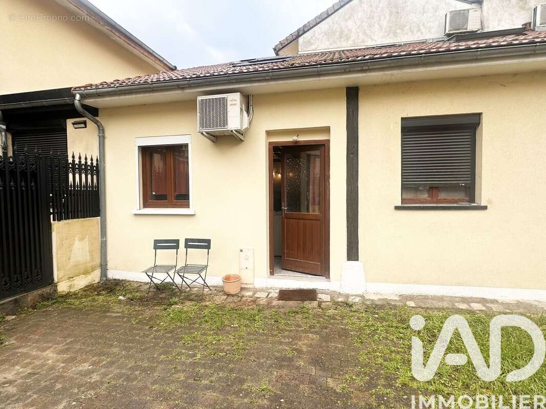 Photo 6 - Appartement à SAINT-MAUR-DES-FOSSES