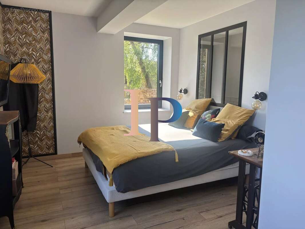 Maison à CHARLIEU