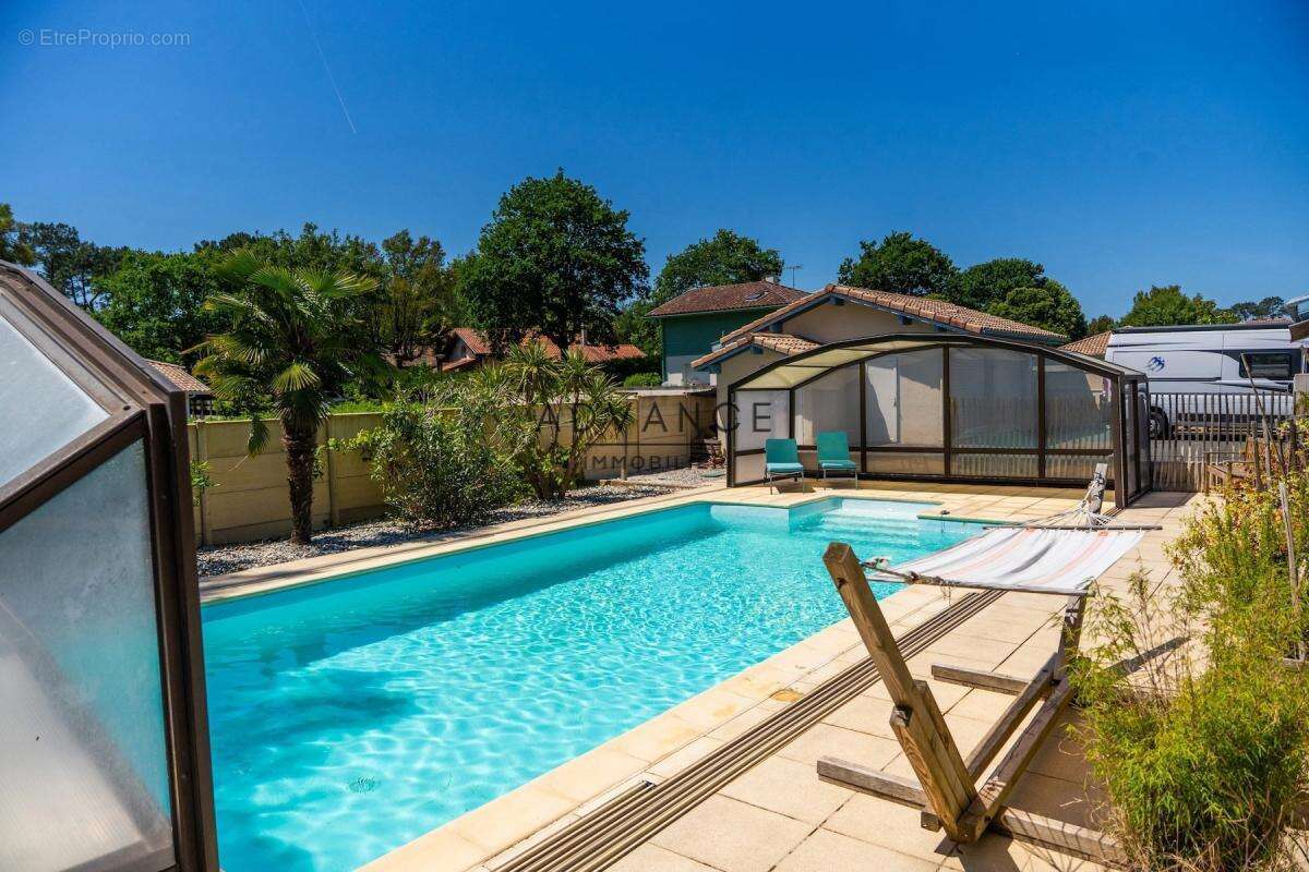 Villa 6 pièces 231 m² - photo 4