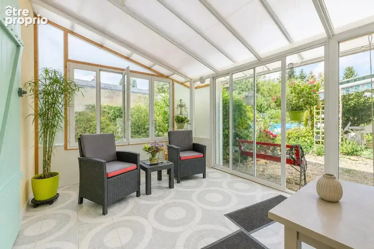 Maison de 7 pièces de 177 m² à Cour-Cheverny - photo 4