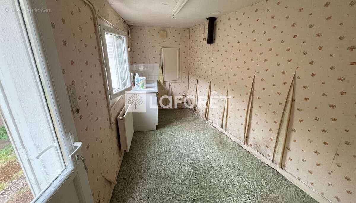 Maison Montreuil Bellay 2 pièces 65 m2 - photo 3