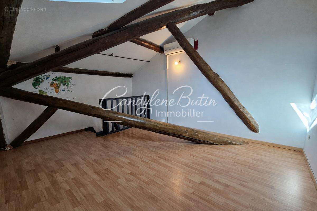 Appartement à THEZAN-LES-BEZIERS
